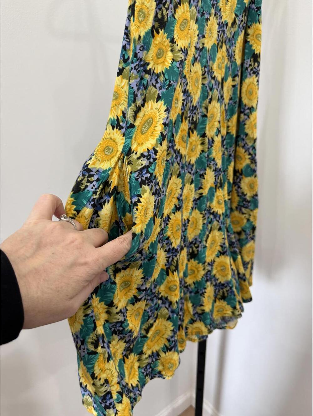 y2k mini dress Yellow Sunflower Print Spaghetti Strap Dress Vintage Small - Picture 3 of 7